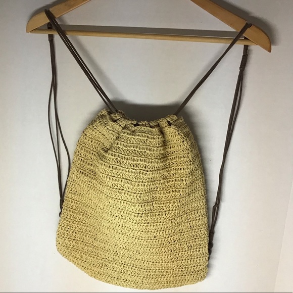 Old Navy Handbags - Old Navy cinch sack with shoulder straps